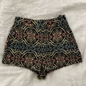 Topshop Baroque Print Hotshorts 🤍🍸💋🐬